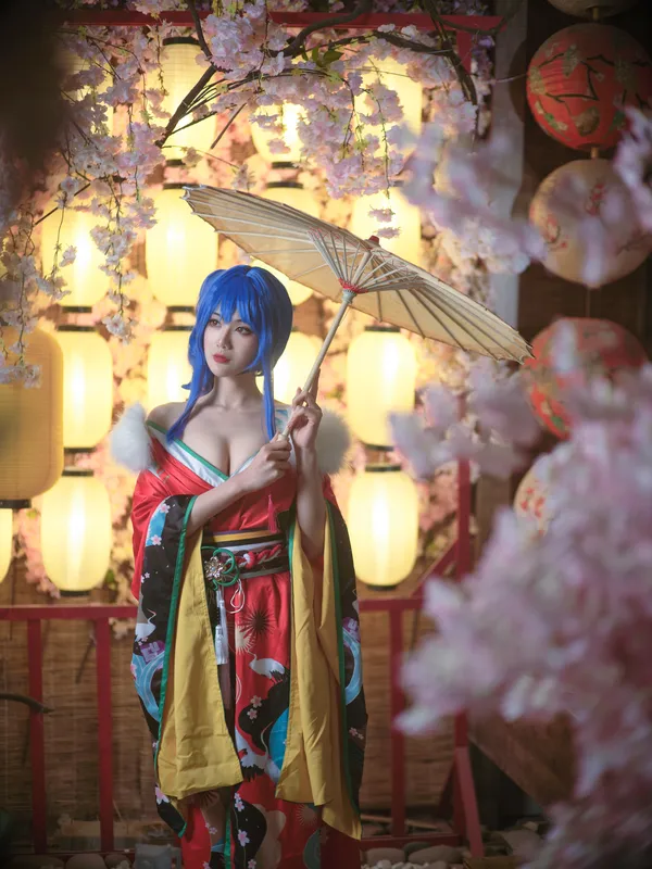 圣姨和服 - 一米八的大梨子